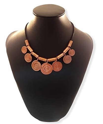 collana spirale in rame, fatta interamente a mano