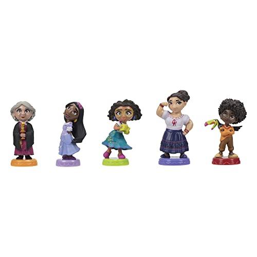 Disney Encanto - set da 5 figurine iconiche della famiglia madrigal, divertiti e gioca con loro al ritmo di ENCANTO, perfetto come regalo e adatto ai bambini dai 3 anni in su