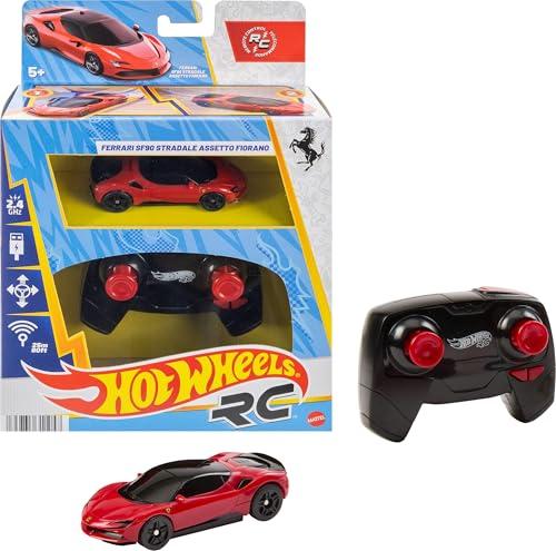 ​Hot Wheels RC Ferrari - SF90 Stradale Assetto Fiorano, macchina radiocomandata in scala 1:64, pulsante propulsore per aumentare la velocità incluso, giocattolo per bambini, 5+ anni, JGD09