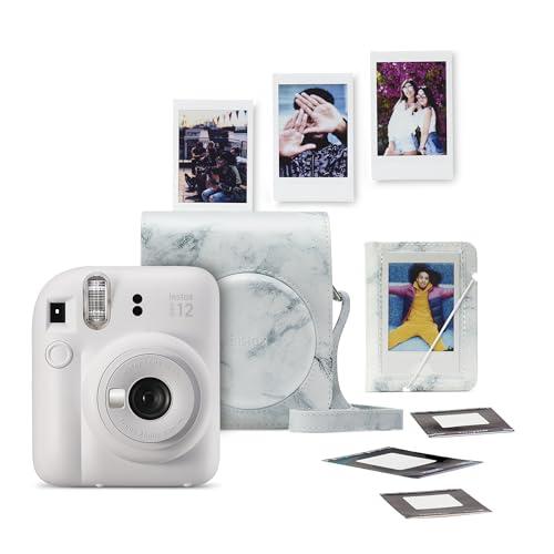 Fujifilm instax mini 12 Bundle Pack, Macchina Fotografica Istantanea, custodia, mini photo album, cartuccia pellicole instax mini da 10 Foto, bordo bianco, adesivi